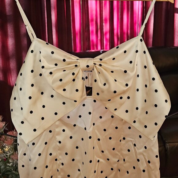 WILD FABLE BOW DRESS - Picture 2 of 5